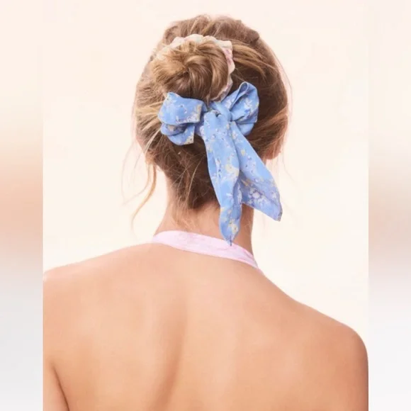 LoveShackFancy Bellitine Scrunchie Re Edition in Bluejay Sunshine Hair Bow NWT - Picture 1 of 10
